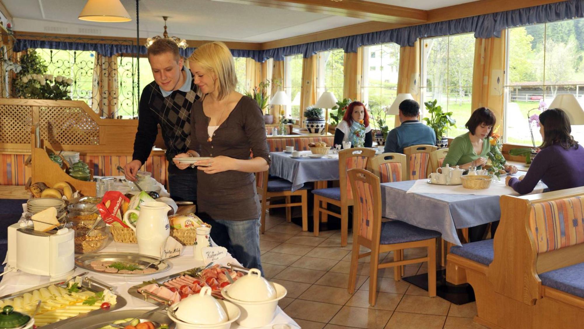 Alpenbad Aparthotel Рамзау ам Дахщайн Екстериор снимка